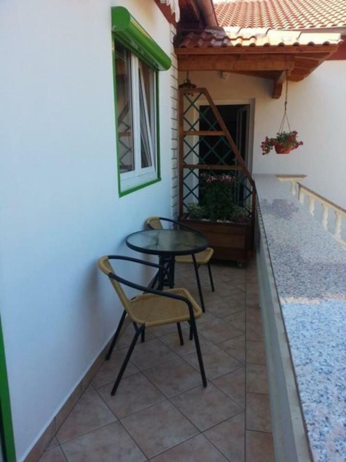 Apartman Marcela Palit Exterior foto